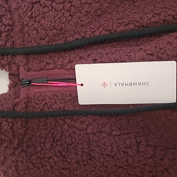 NWT Teddy zipup hoodie in deep plum/dark burgundy - Picture 1 of 4